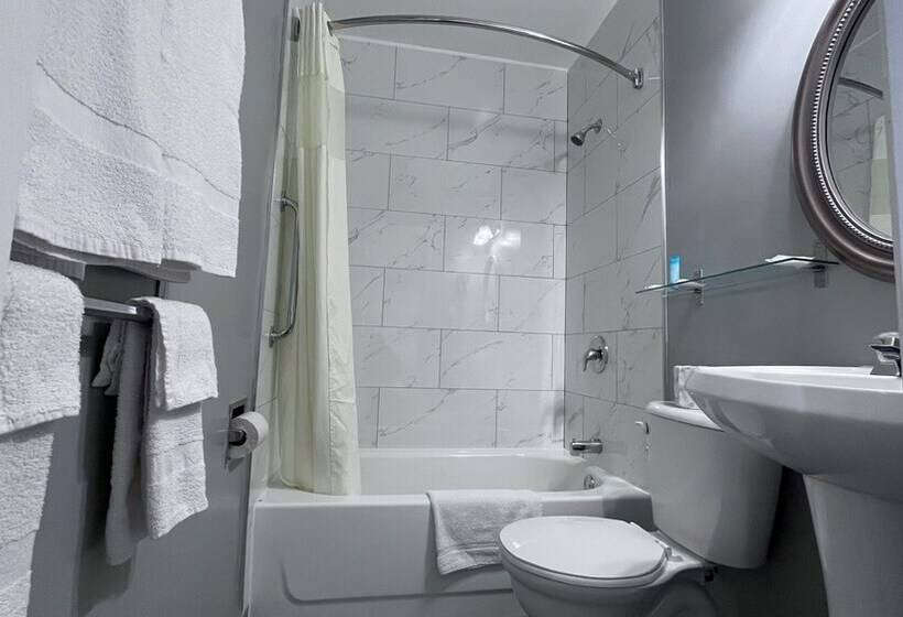 Park Place Motel & Suites