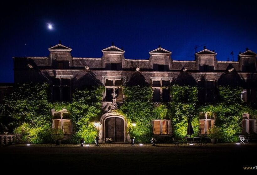 ペンション Chateau De Maumont