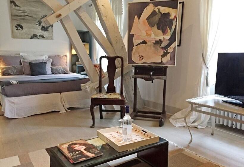 ペンション Chateau De Maumont