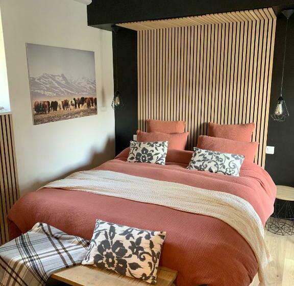 بنسيون Domaine De La Jarrige