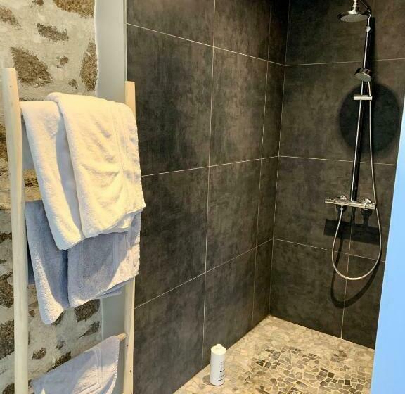 بنسيون Domaine De La Jarrige