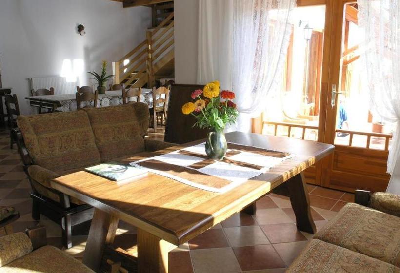 פנסיון Faluszéli Vendégház   Boncz Porta