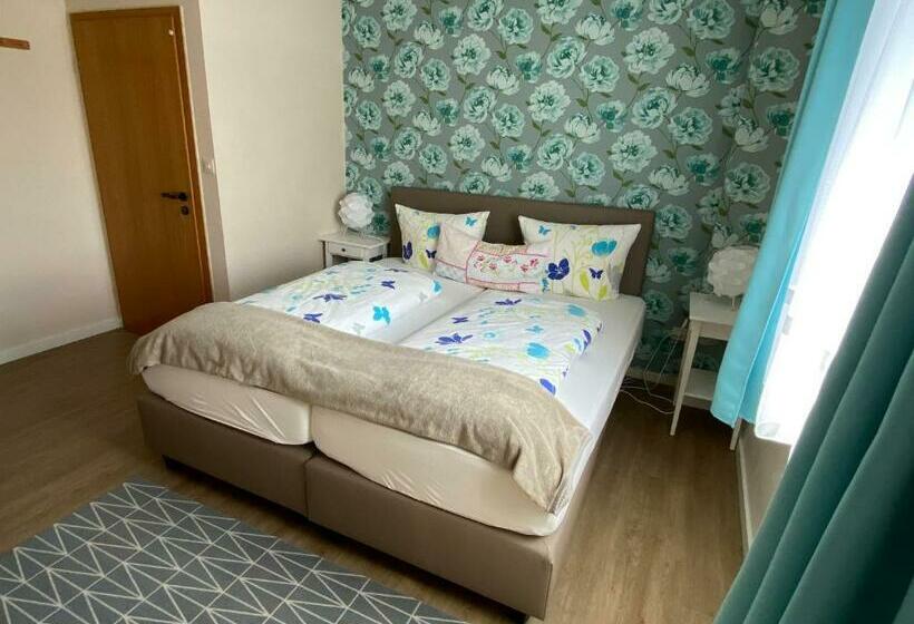 Пансион Garni Zum Adenauer Forst