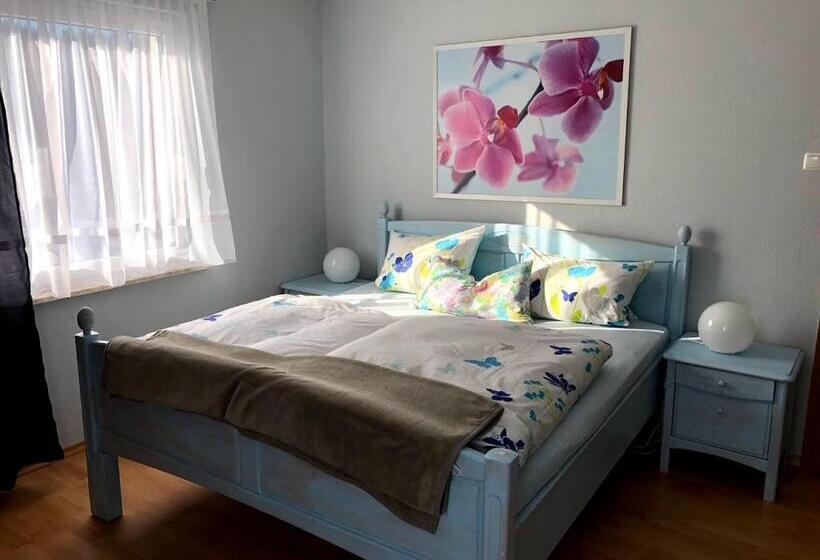 Пансион Garni Zum Adenauer Forst