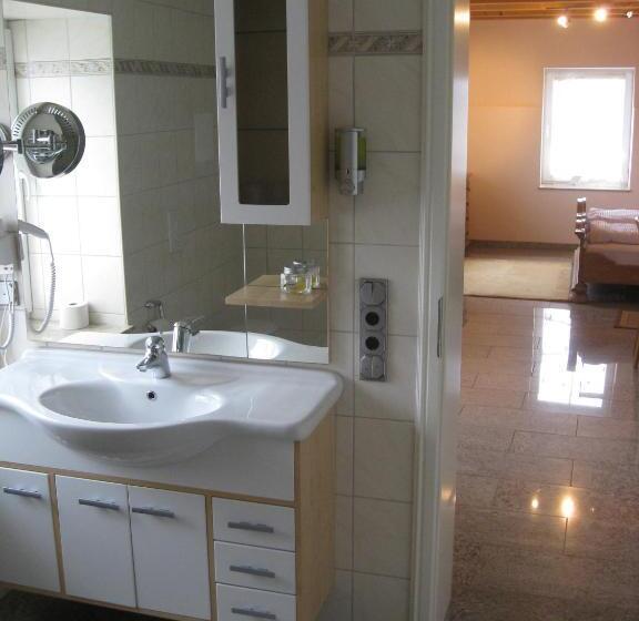 ペンション Gästehaus Marietta