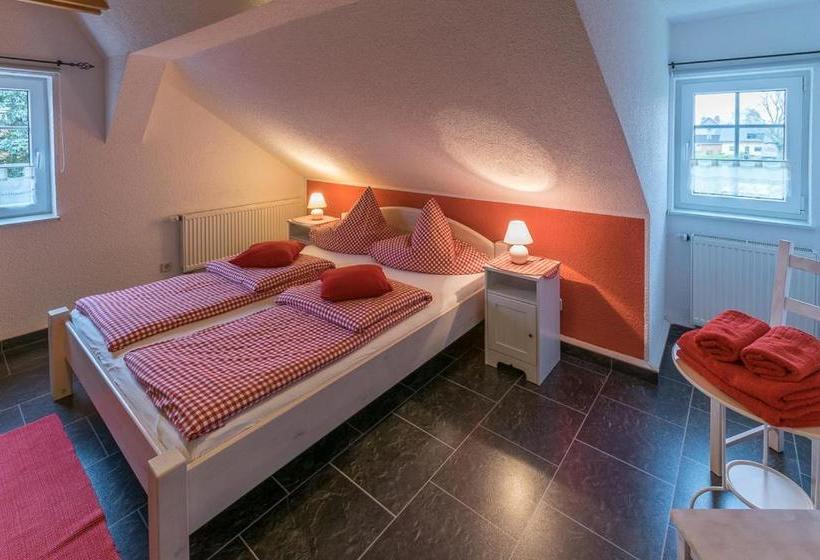 פנסיון Landhaus Rundblick Im Elbsandsteingebirge Bei Bad Schandau