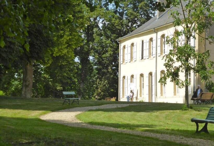 بنسيون Maison D'hôtes Le Château De Puxe
