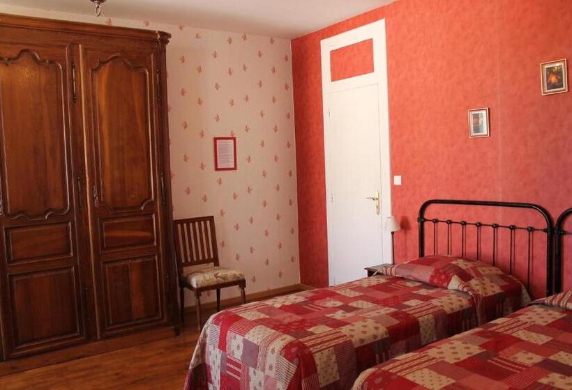 بنسيون Maison D'hôtes Le Château De Puxe