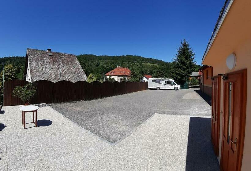 펜션 Penzion Otmarka