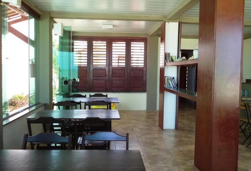 ペンション Pousada Na Beira Do Mar