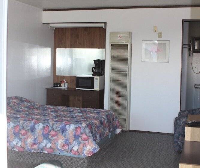 Raval Paradise Motel And Rv Park