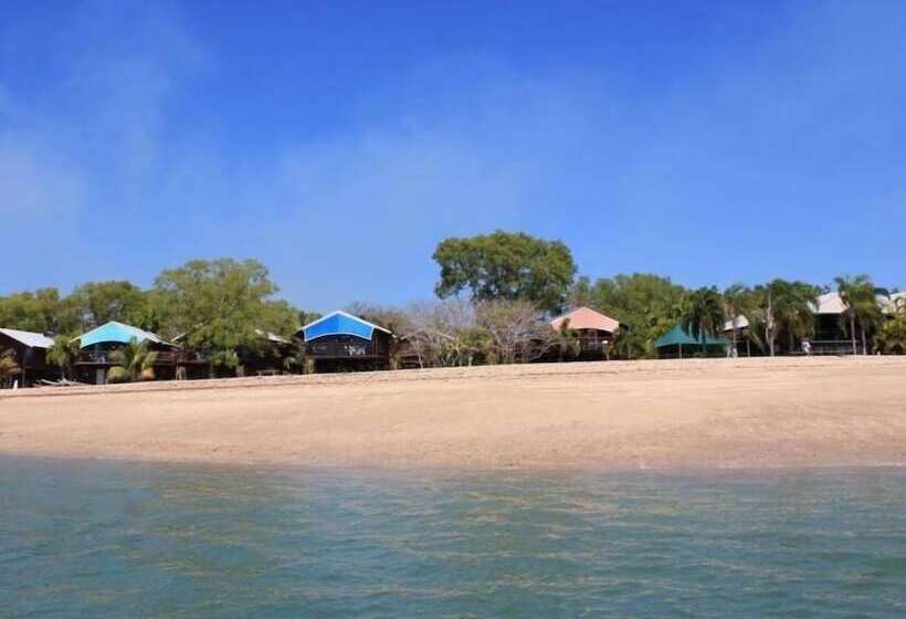 אתר נופש Crab Claw Island