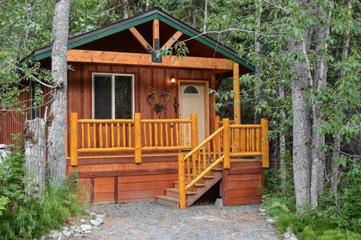 渡假胜地  Summit Lake Lodge