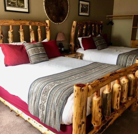 渡假胜地  Summit Lake Lodge