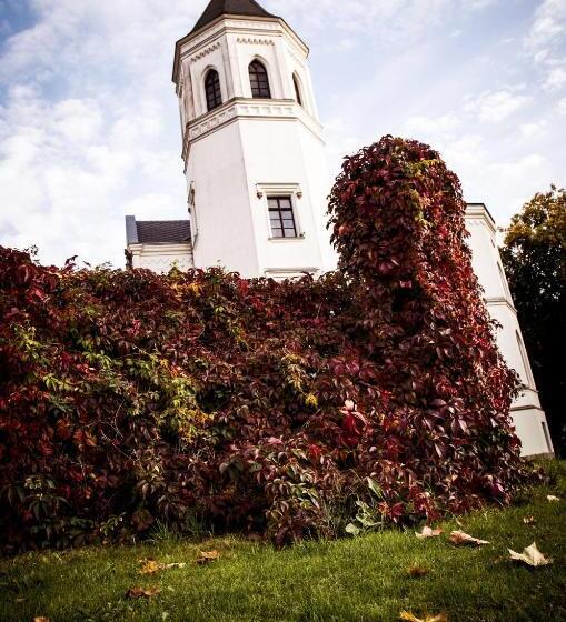 Schlosshotel Bredenfelde