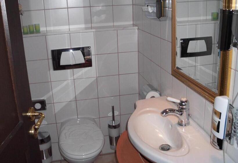 Schlosshotel Bredenfelde