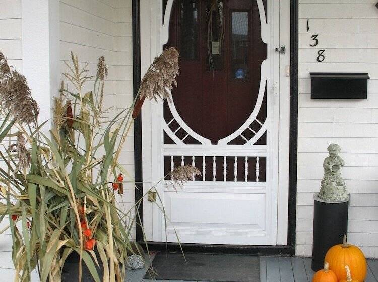 The Nelson House Bed & Breakfast