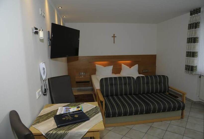 ユースホステル Gasthof Zur Krone