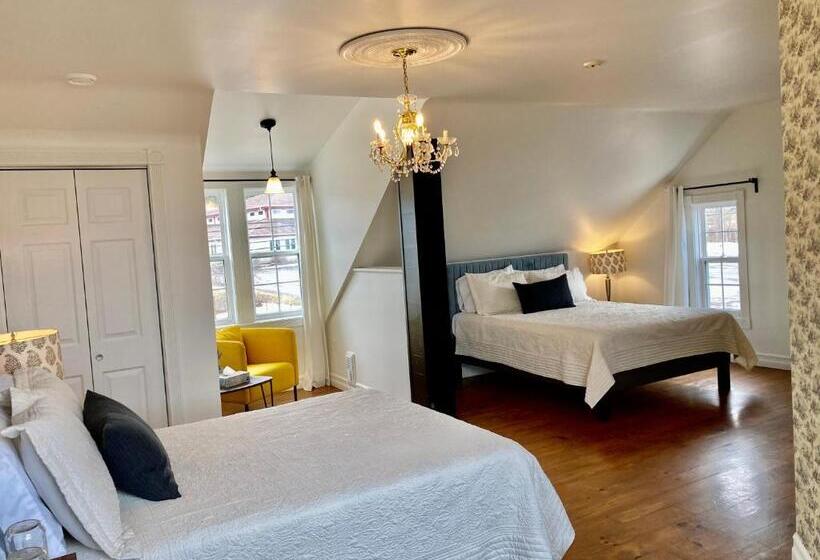 فندق صغير Groundswell Pub & Inn