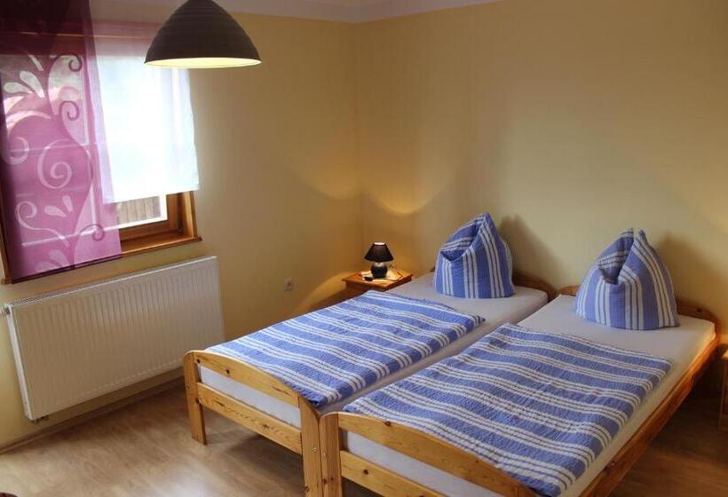 ユースホステル Gästehaus Zum Prinzenfelsen