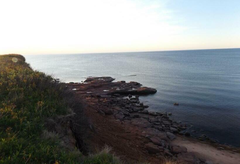 فندق صغير Johnson Shore Inn