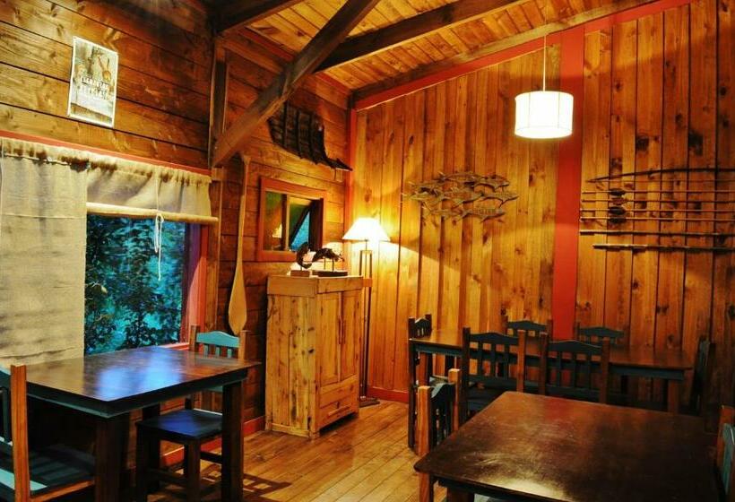 Hostel Las Pitras Lodge