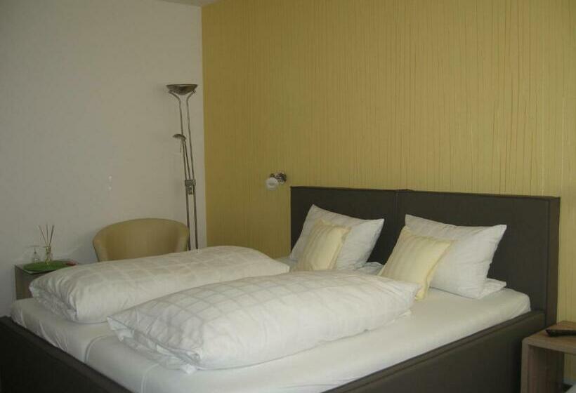 호스텔 Reischacher Hof