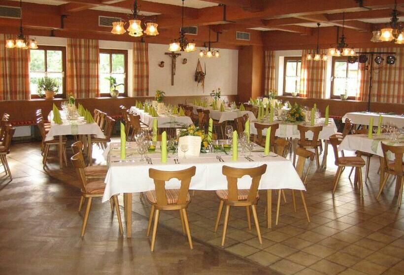 호스텔 Reischacher Hof