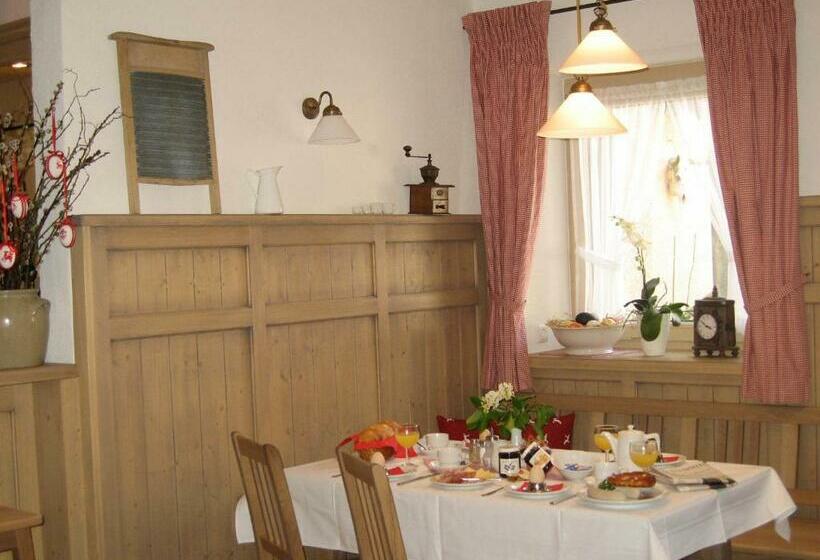 호스텔 Reischacher Hof