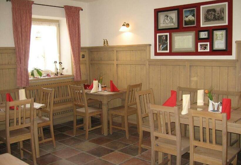 호스텔 Reischacher Hof