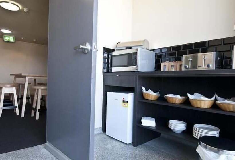 Общежитие The Mansfield Park