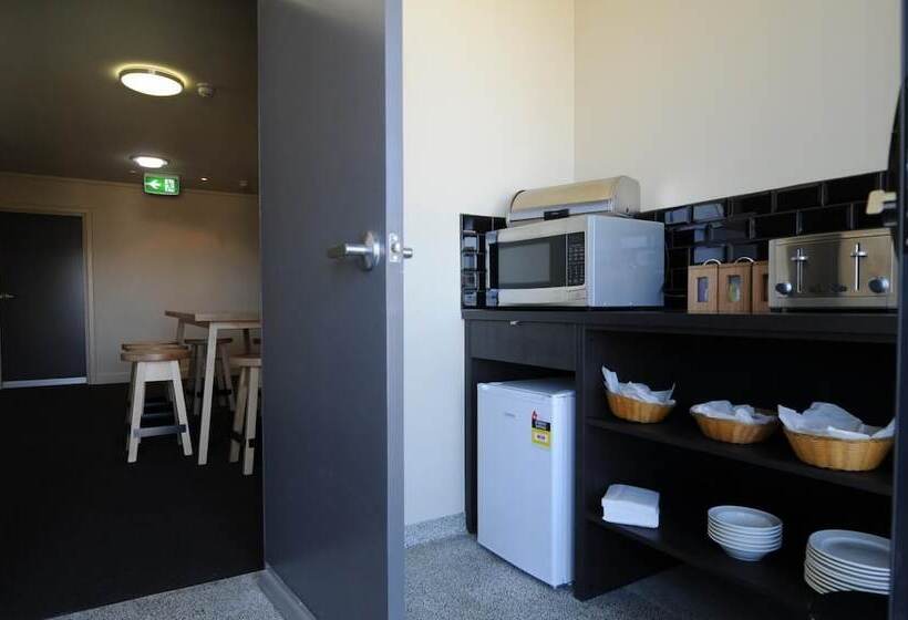 Общежитие The Mansfield Park