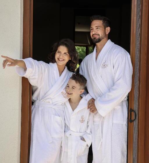 Barack Thermal Hotel And Spa