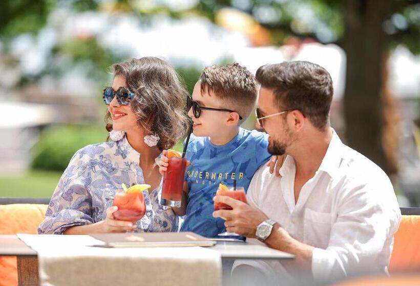 Barack Thermal Hotel And Spa