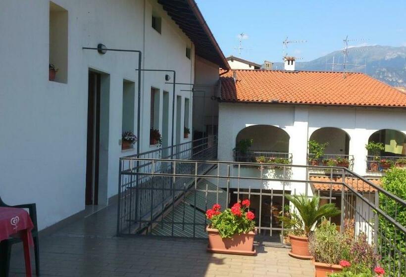B&b Curtif