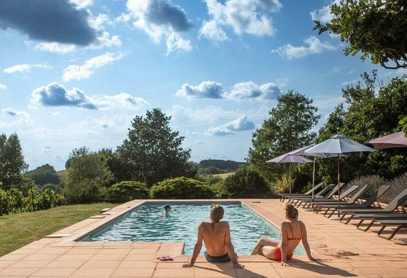 ベッドアンドブレックファースト Au Mas Des Calmettes