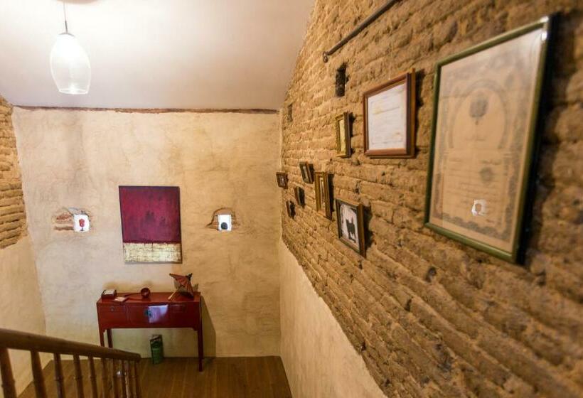 ベッドアンドブレックファースト Au Mas Des Calmettes