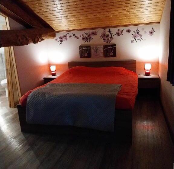 مبيت وإفطار Chambres D Hotes Manoir Le Cristal  Futuroscope à Petit Prix