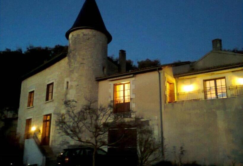 مبيت وإفطار Chambres D Hotes Manoir Le Cristal  Futuroscope à Petit Prix