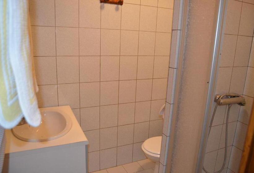 민박 Chambres D'hotes & Champagne Douard