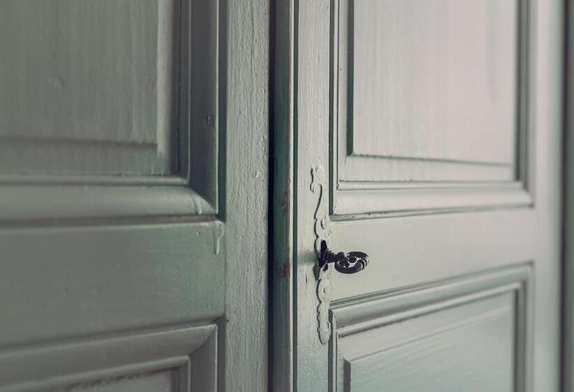 민박 Chateau De Grosfy