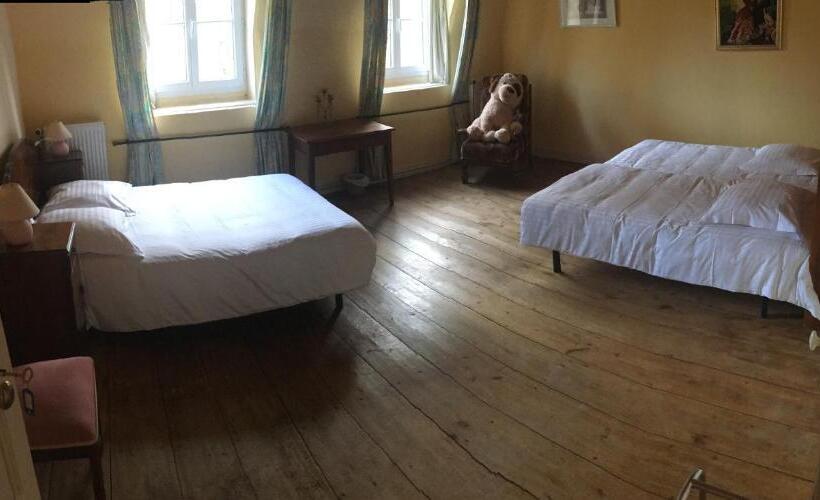 민박 Chateau De Grosfy