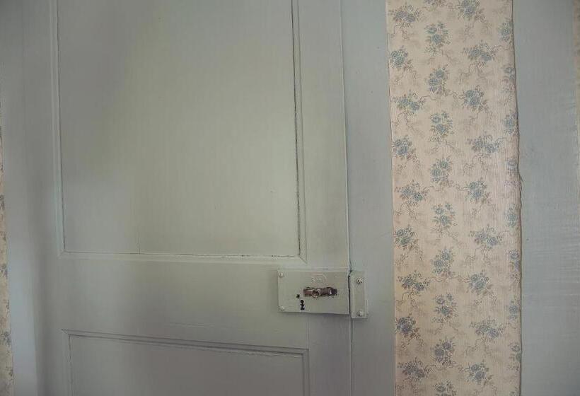 민박 Chateau De Grosfy