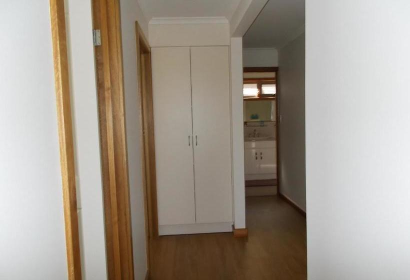 Bed and Breakfast Costa Plenti Southend Bnb