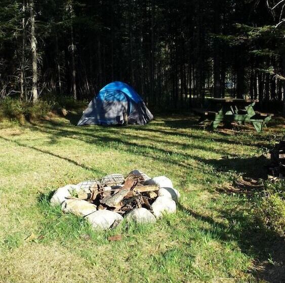 مبيت وإفطار Deer Mountain Lodge & Wilderness Resort