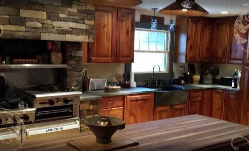 مبيت وإفطار Deer Mountain Lodge & Wilderness Resort