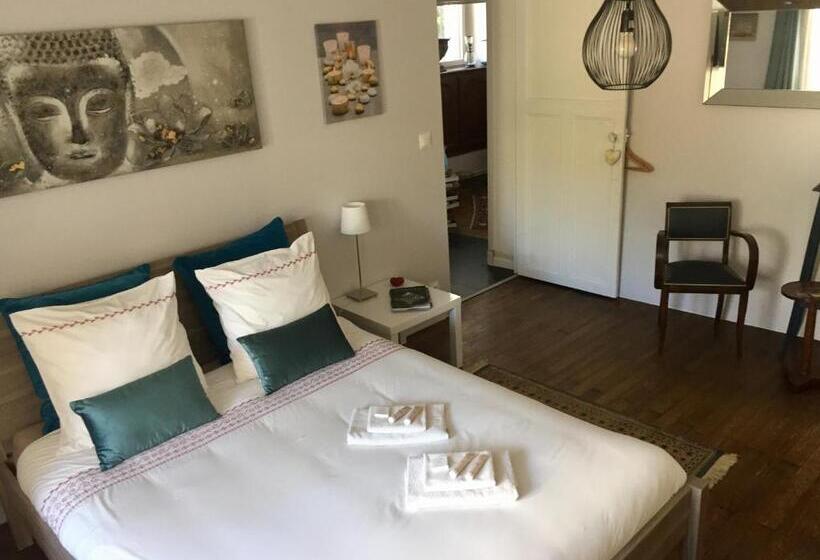 住宿加早餐  Domaine Le Jardin Suspendu   Piscine Chauffée   Proche Parc Puy Dufou