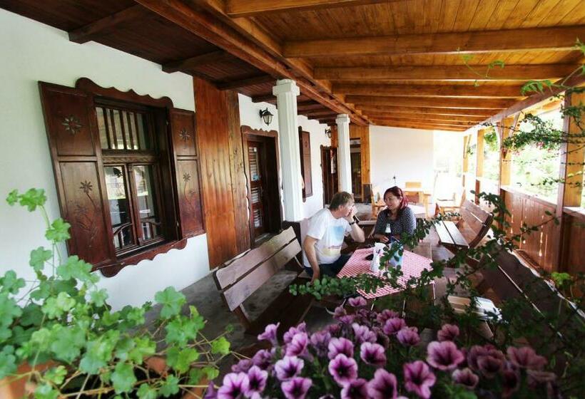 住宿加早餐  Felső Fogadó