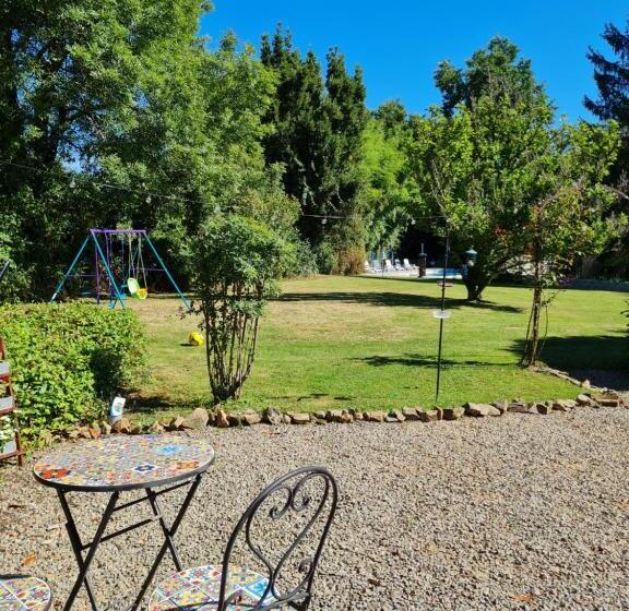 ベッドアンドブレックファースト Fleur De Lys