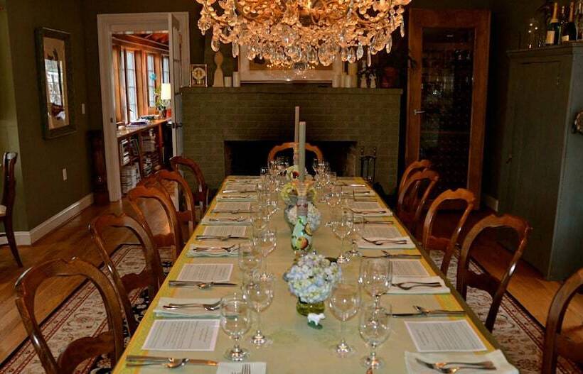 مبيت وإفطار Inn At Huntingfield Creek